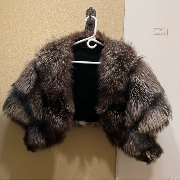 Jackets & Blazers - Genuine Vintage Silver Fox Fur Stole